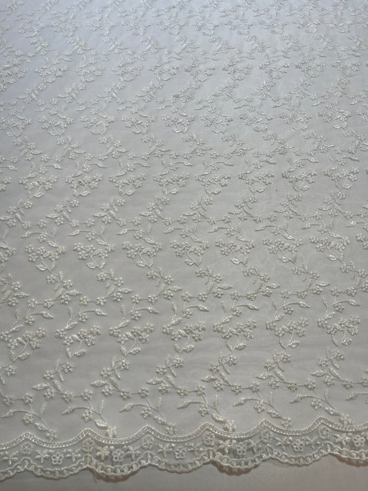 LACE AND FLOR BLANCO