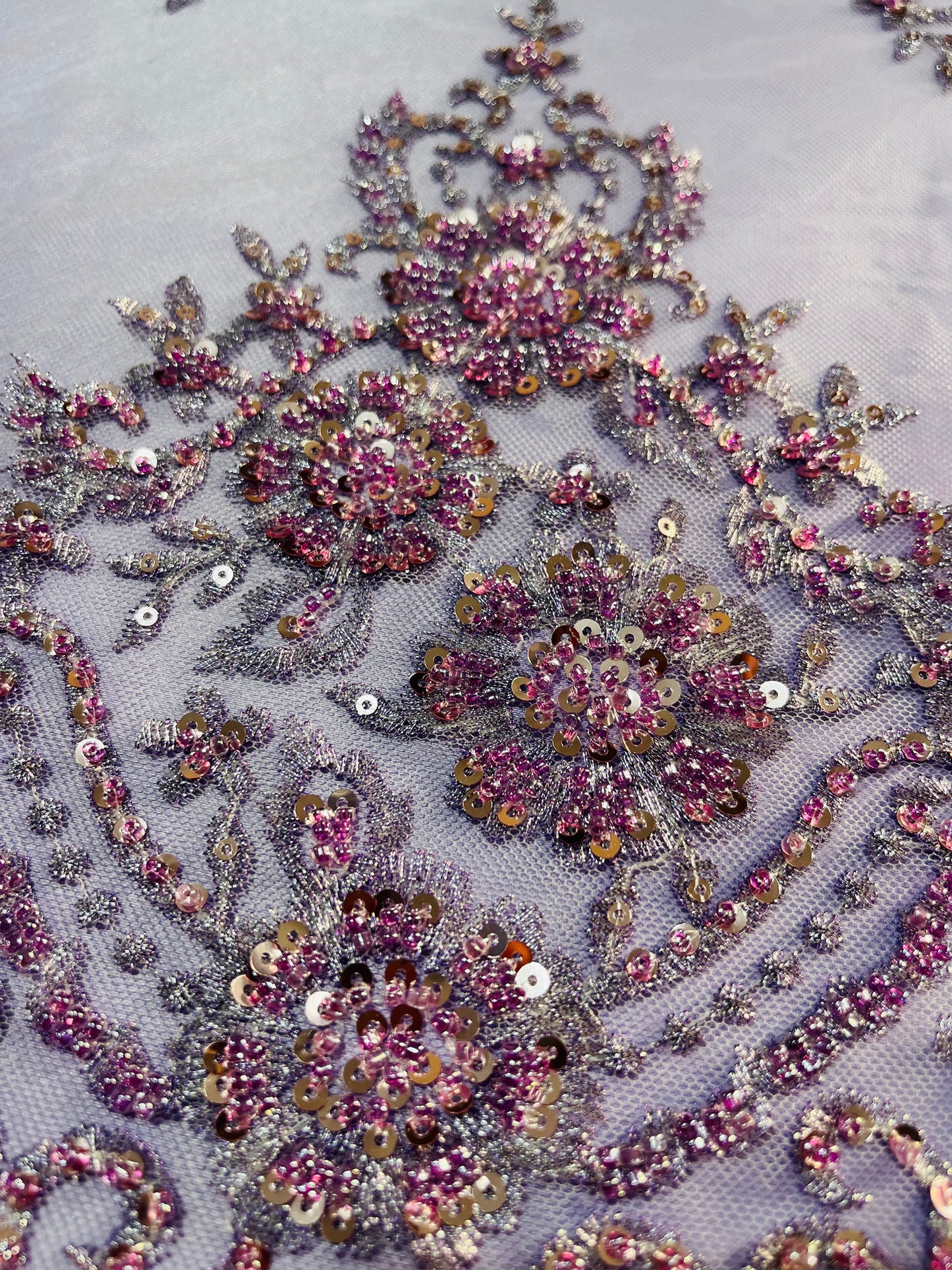 TUL BORDADO CORONA FLORAL