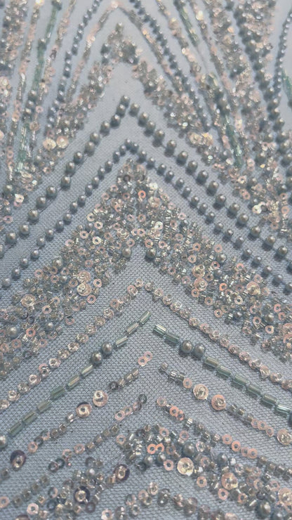 TUL BORDADO ARTDECO CON PEDRERIA PLATEADA
