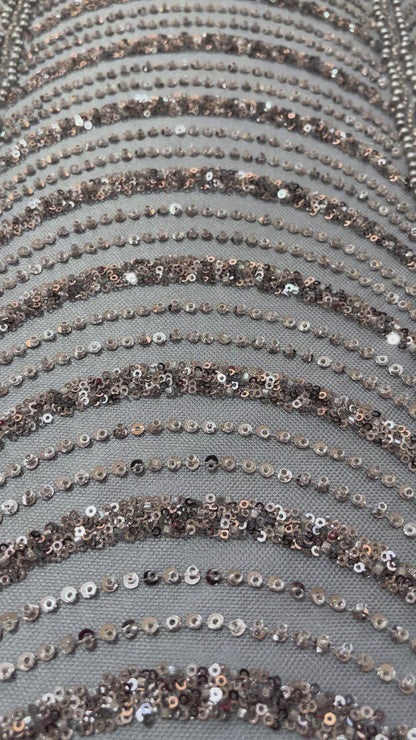 TUL CON LENTEJUELA PLUME PLATA